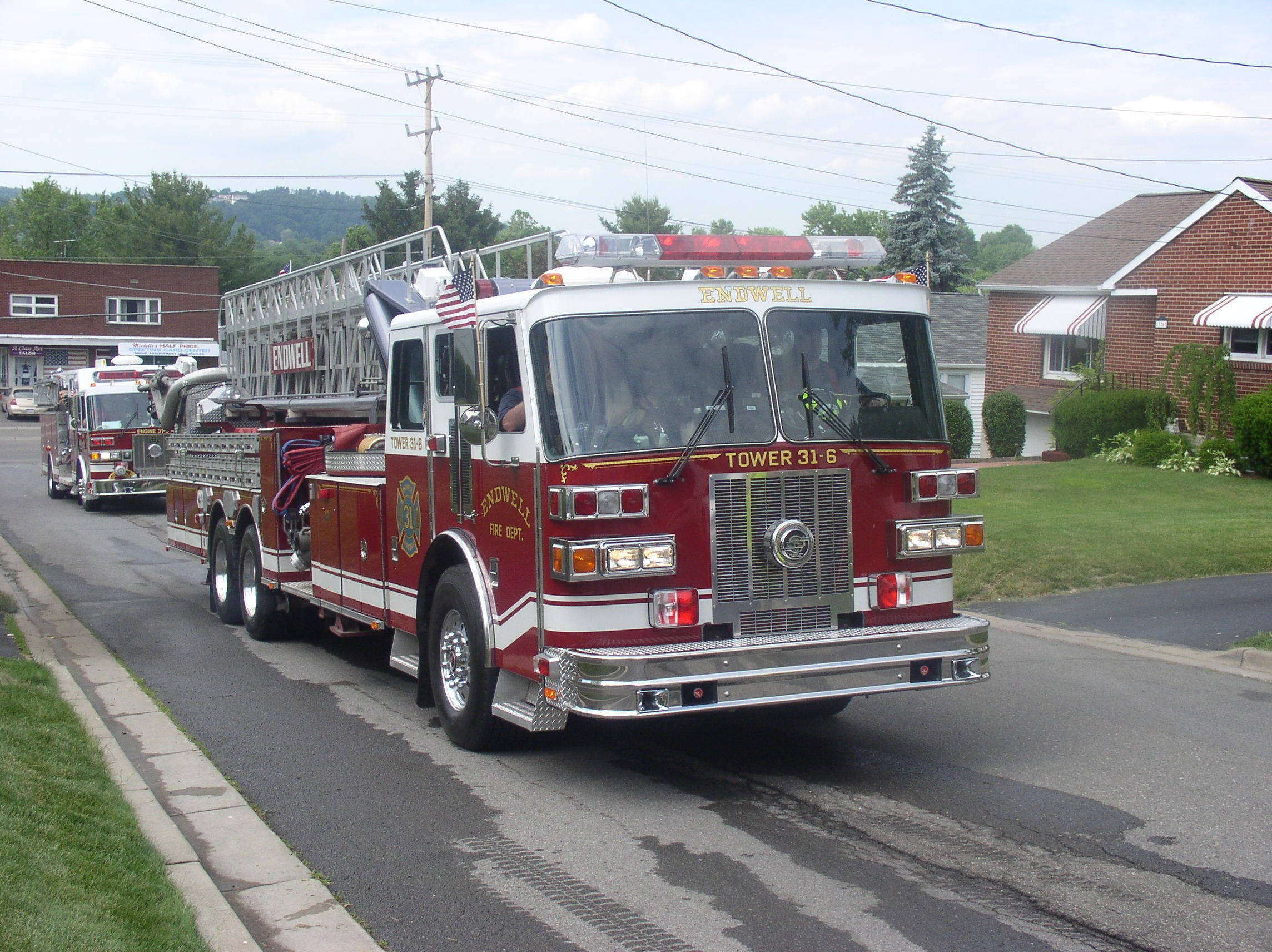 06-16-04  Response - Fire - 325 Taylor